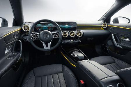 Mercedes CLA Shooting Brake (2019) Cockpit