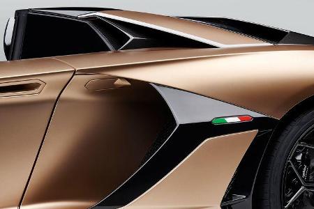 03/2019 Lamborghini Aventador SVJ Roadster