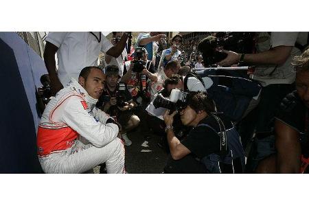 Lewis Hamilton lernt gerade die Schattenseiten des Ruhms kennen. 