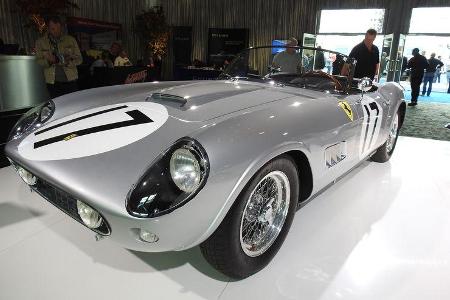 1959 Ferrari 250 GT LWB California Spider Competizione - Gooding & Company - Pebble Beach 2016 - Estimate