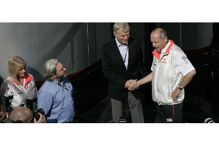 Gute Miene zum bösen Spiel machte auch FIA-Präsident Max Mosley.