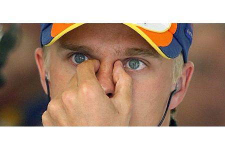 Top: Heikki Kovalainen zieht seinen Kopf mit dem zweiten Punkteresultat in Folge aus der Schlinge.