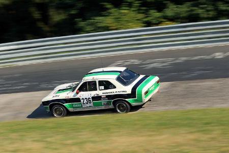 Mit dem Ford Escort RS lässt sich heute noch ein flotter Reifen fahren.