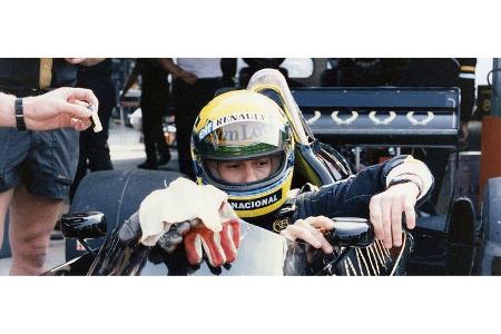 Ayrton Senna 1986 im JPS-Lotus.