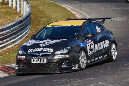 VLN2015-Nürburgring-Opel Astra OPC Cup-Startnummer #340-CUP1