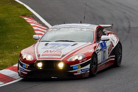 Aston Martin Vantage V8-GT4 - Team Mathol Racing e.V. - Startnummer: #87 - Bewerber/Fahrer: Wolfgang Weber, Norbert Bermes, ...