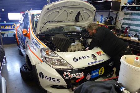 Renault Clio RS - Startnummer: #144 - Bewerber/Fahrer: Xavier Lamadrid Sr., Massimiliano Girardo, Nicolas Abril, Xavier Lama...