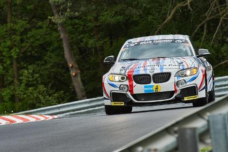 BMW M235i Racing - Walkenhorst Motorsport powered by Dunlop - Startnummer: #235 - Bewerber/Fahrer: Bernd Ostmann, Peter Wyss...