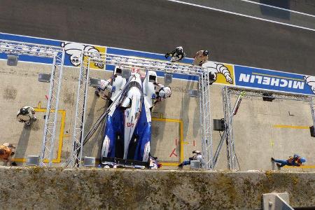 Toyota TS040 Hybrid - Startnummer #2 - 24h-Rennen Le Mans 2015 - Donnerstag - 12.6.2015
