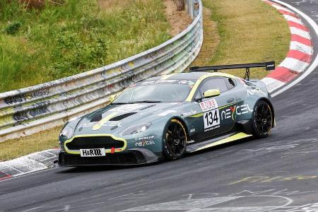 VLN - Nürburgring Nordschleife - Startnummer #134 - Aston Martin Vantage GT8 - Aston Martin Test Center - SP8