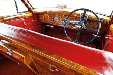 Jaguar MK IX, Cockpit