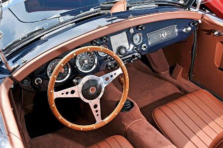 MGA 1500, Cockpit
