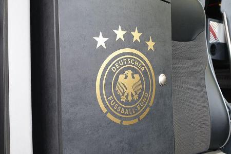 DFB Mannschaftsbus 2019 Sperrfrist 18.3.2019 17:15 Uhr