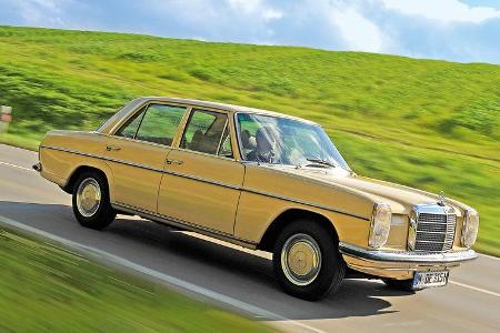 Mercedes 200 D Automatik, Seitenansicht