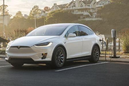 Tesla-Versicherung