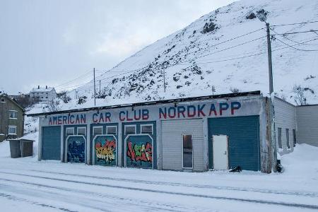 Die wohl nördlichste Schrauber-Community der Welt hat ihr Domizil in Honningsvåg. Leider waren die Tore alle verschlossen.