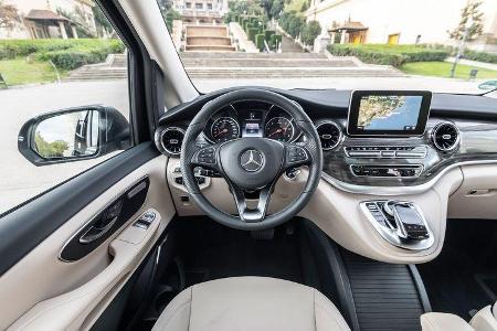 Mercedes-Benz V300d 4Matic, Cockpit
