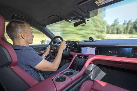 Porsche Taycan Turbo S, Interieur