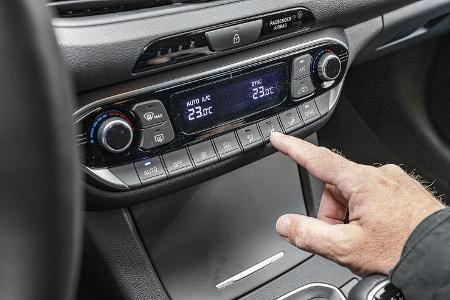 Hyundai i30 Fastback 1.4 T-GDI, Interieur