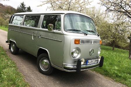 VW Bulli Bus T2 b 1979 Silberfisch