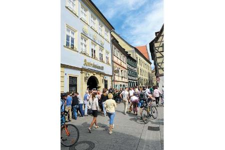 Bamberg ist alte Studentenhochburg und Anziehungspunkt für Urlauber