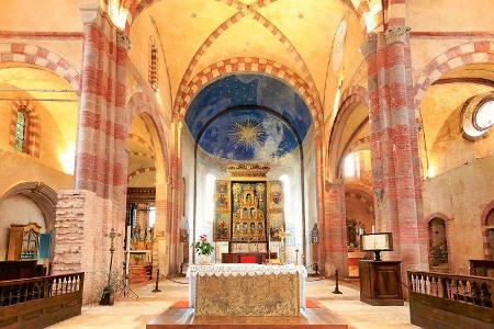 Klosterkirche Santa Maria di Staffarda.