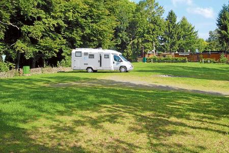 Stellplätze am Campingplatz und Feriendorf in Gillenfeld