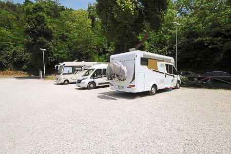 Stellplatz Area Sosta Camper P3 Fonte di Docciola
