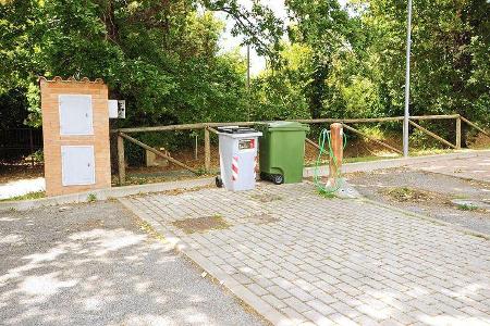 Müllentsorgung des Stellplatzes Area Sosta Camper
