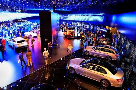 Mercedes: Messestand Pariser Autosalon 2018