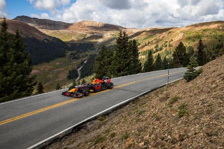 Max Verstappen - Red Bull USA Roadtrip - Showrun - Formel 1 2018