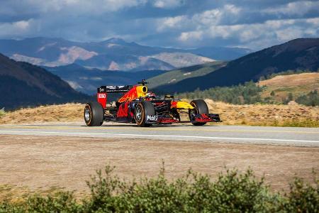 Max Verstappen - Red Bull USA Roadtrip - Showrun - Formel 1 2018