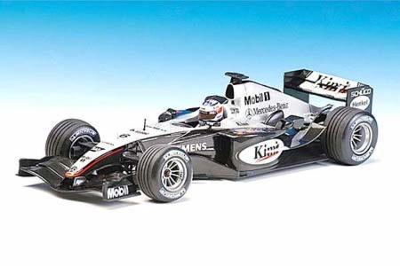 McLaren-Mercedes 2004 Kimi Räikkonen von Minichamps in 1:18