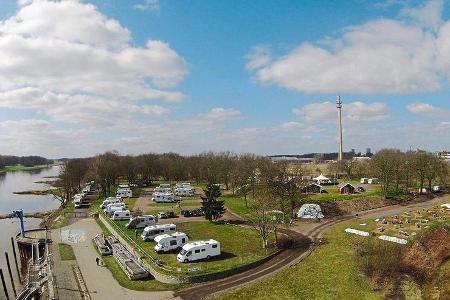 Stellplatz an der Marina Coswig