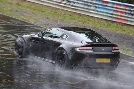 10/2014 Aston Martin Erlkönig