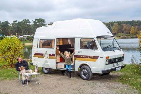 Im Original-Jubi-Mobil gehen wir noch mal campen. So also fühlte sich das an damals. Gar nicht so anders als heute. Auch Alm...