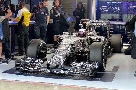 Daniel Ricciardo - Red Bull - Formel 1-Test - Barcelona - 19. Februar 2015