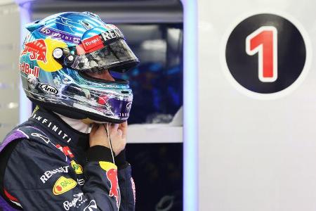 Sebastian Vettel - Red Bull - Bahrain - Formel 1 Test - 2014