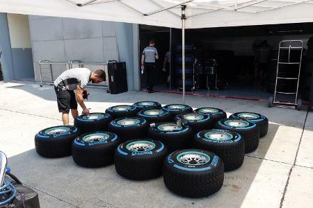Pirelli-Reifen - Formel 1 - GP Malaysia - Sepang - 27. März 2014