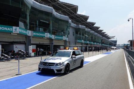 Medical Car - Formel 1 - GP Malaysia - Sepang - 27. März 2014