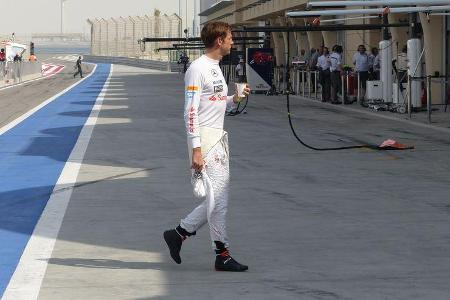 Jenson Button - McLaren - Formel 1 - Test - Bahrain - 28. Februar 2014