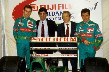 Jordan - 1991 - Betrand Gachot, Eddie Jordan & Andrea De Cesaris