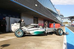 Rosberg fährt anderthalb Renndistanzen