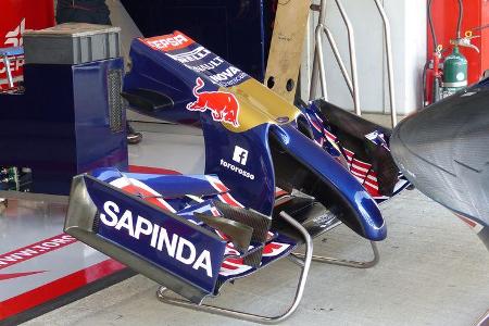 Toro Rosso - Formel 1 - GP Japan - 3. Oktober 2014