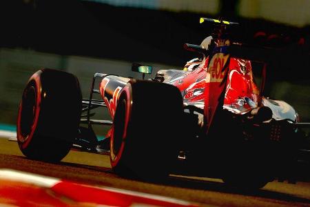 Carlos Sainz - GP Abu Dhabi 2016