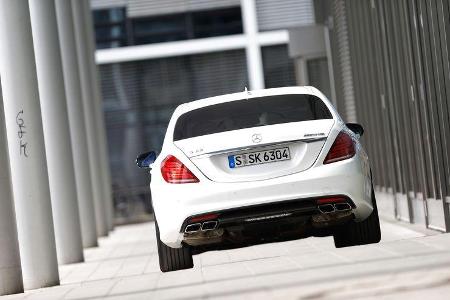 Mercedes S 63 4Matic, Heckansicht