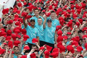 Bilder der Mercedes Meister-Party
