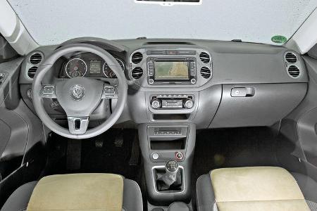 VW Tiguan 2.0 TDI, Cockpit, Lenkrad