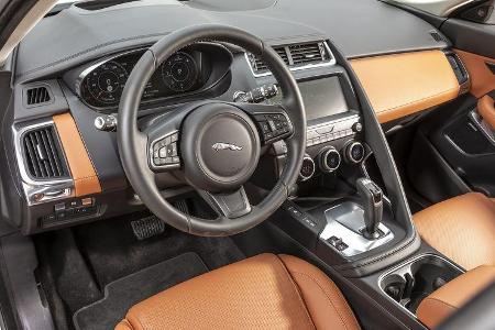 Jaguar E-Pace, Interieur