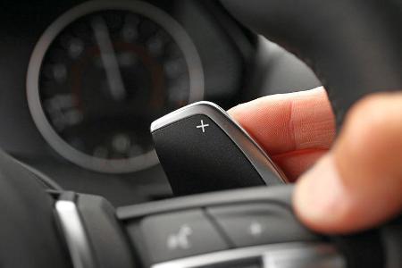 BMW 125i, Lenkradschalter